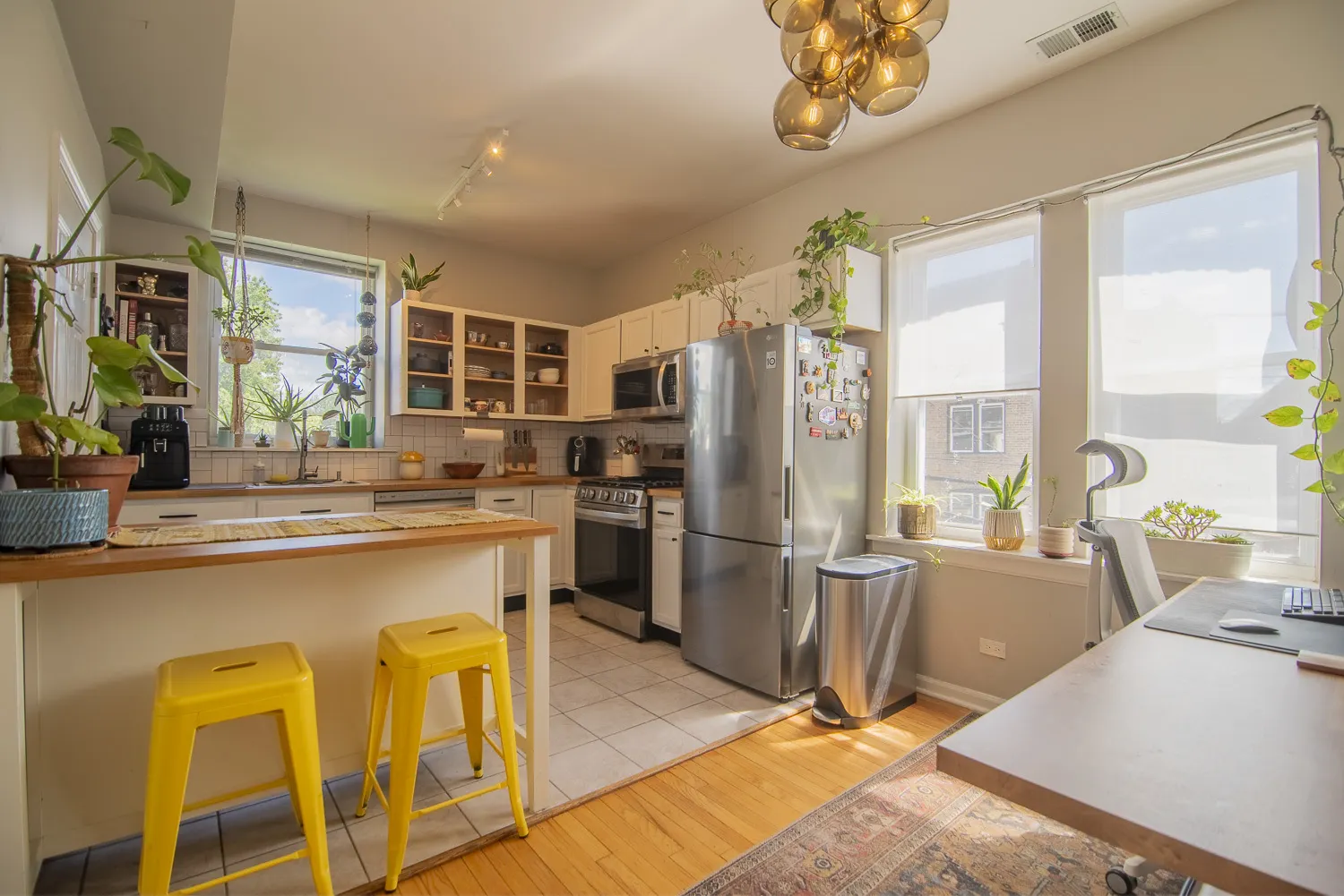 3427 W Shakespeare Avenue 2B IL