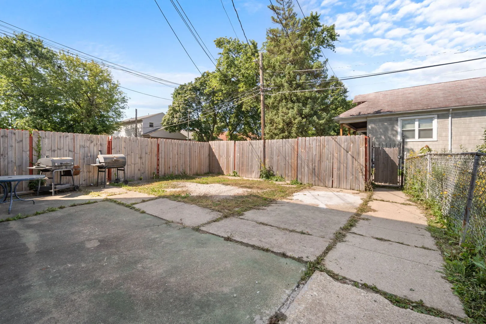 1302 W 98th Place IL