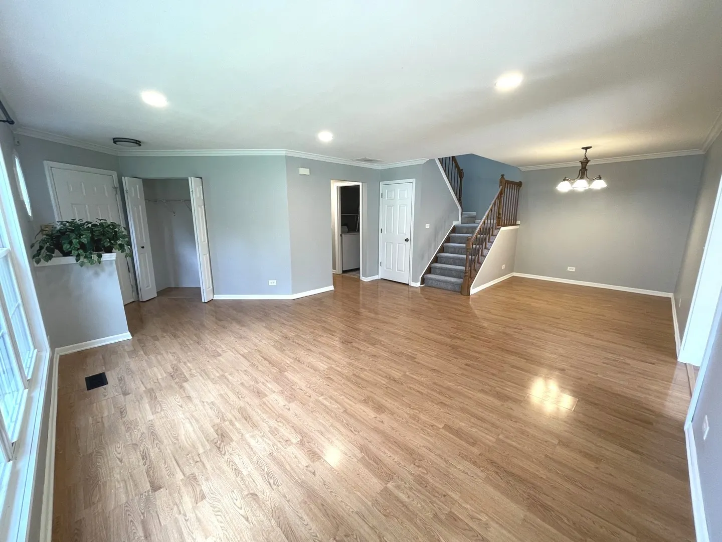 1076 Rockport Drive IL