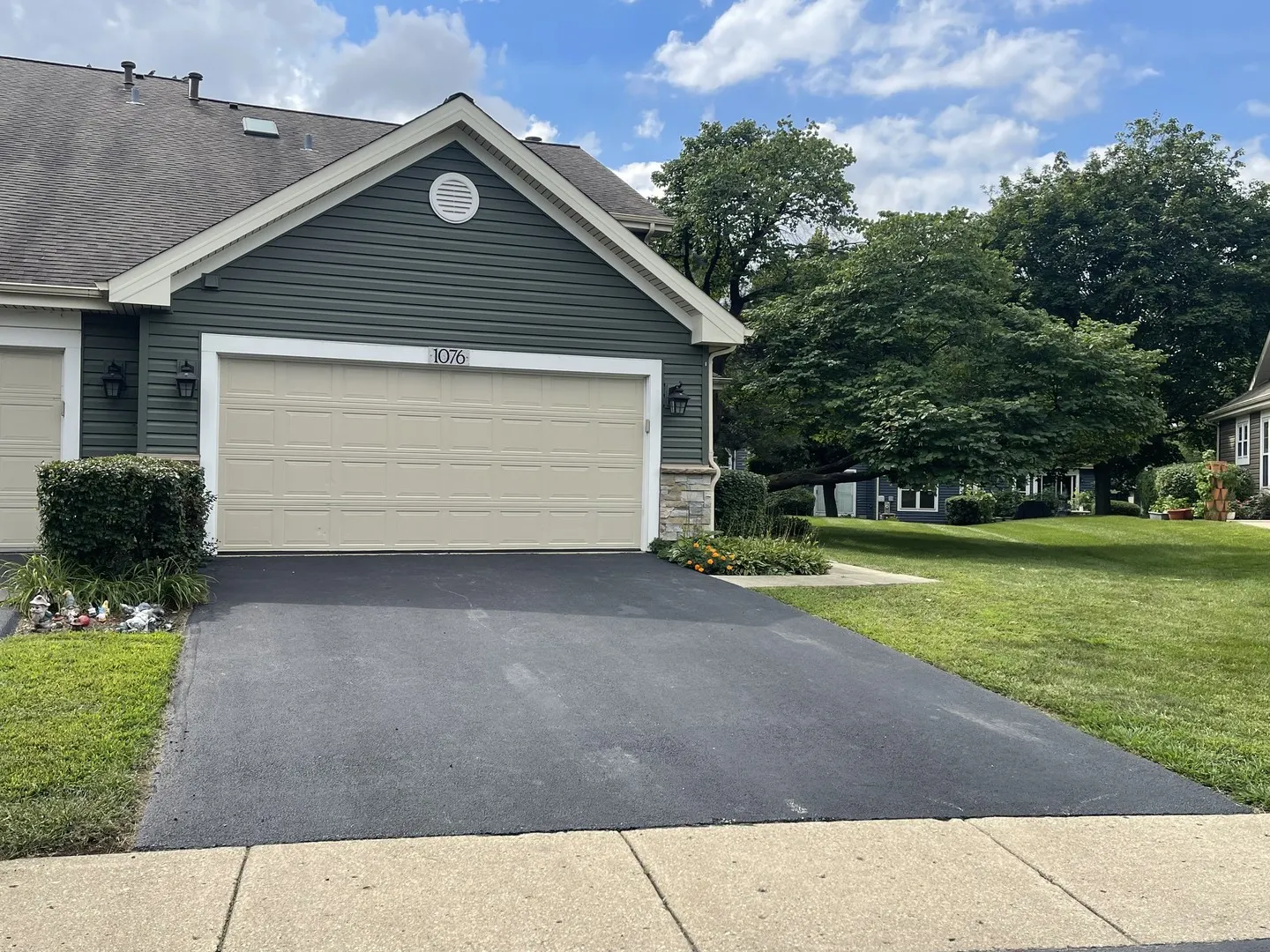 1076 Rockport Drive IL