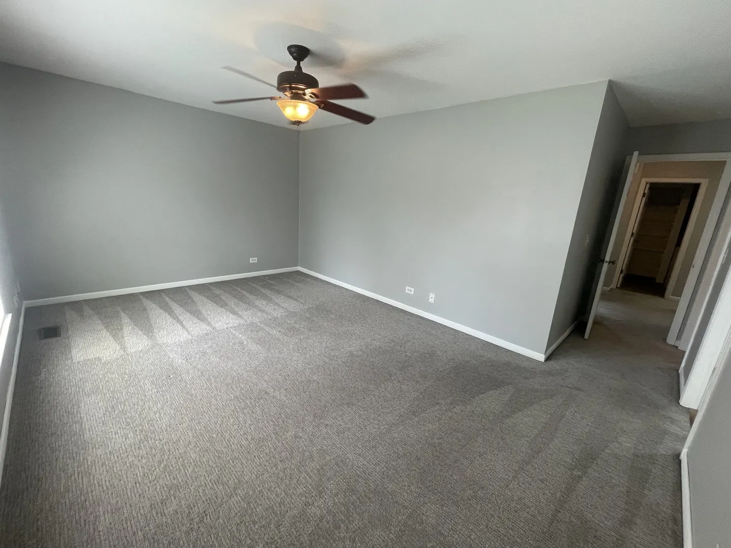 1076 Rockport Drive IL