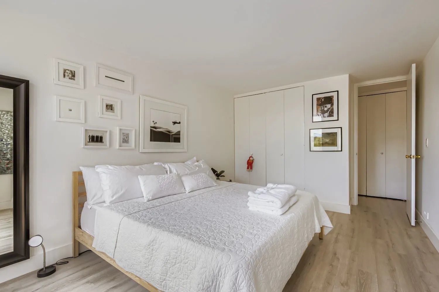 1660 N La Salle Drive 307 IL
