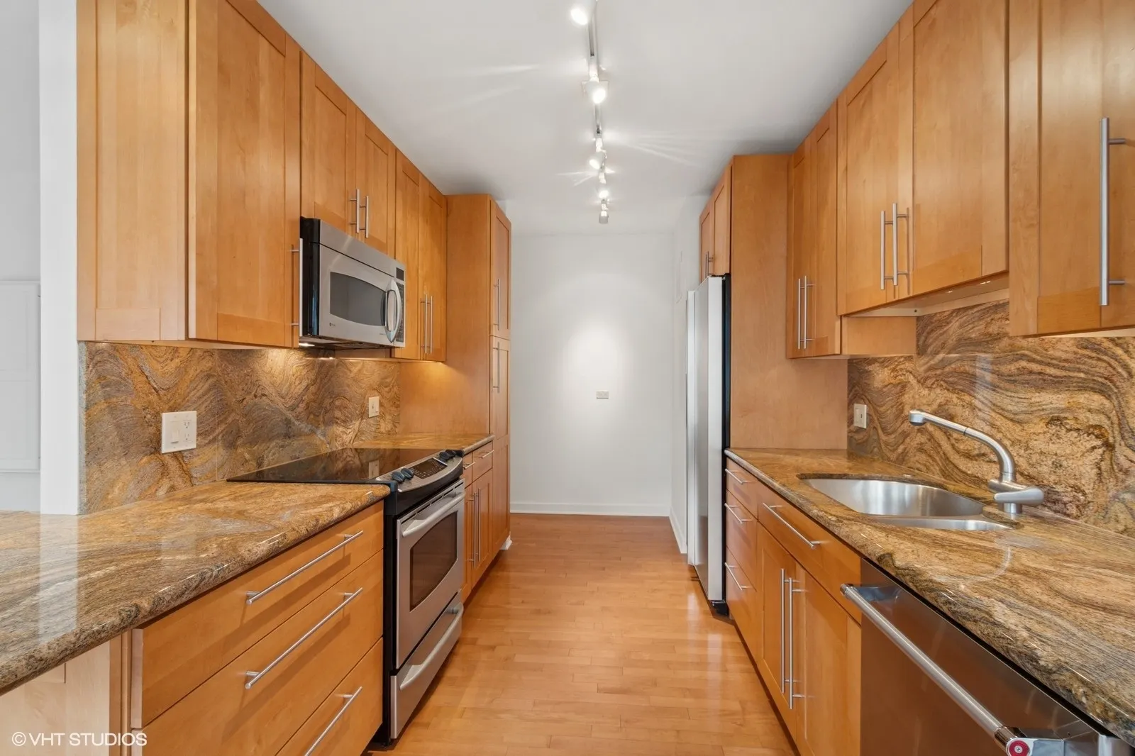 1100 N Lake Shore Drive 11B IL