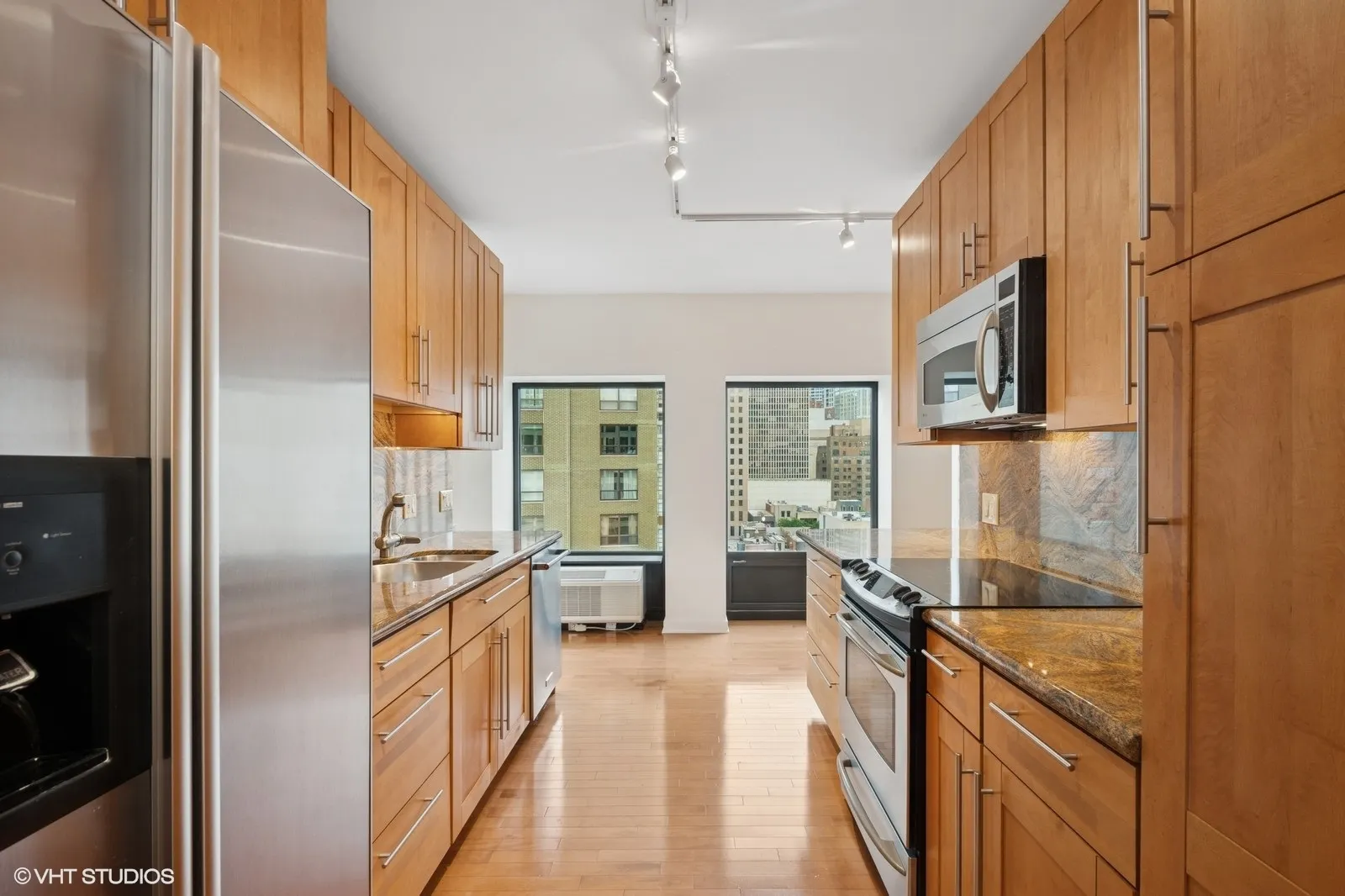 1100 N Lake Shore Drive 11B IL