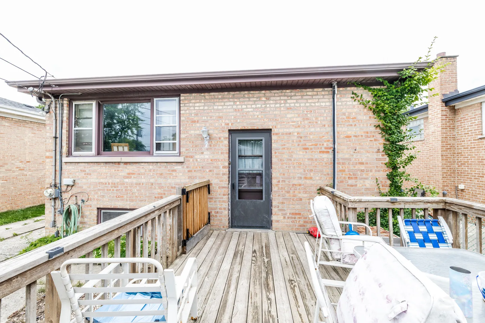 8825 S Richmond Avenue IL
