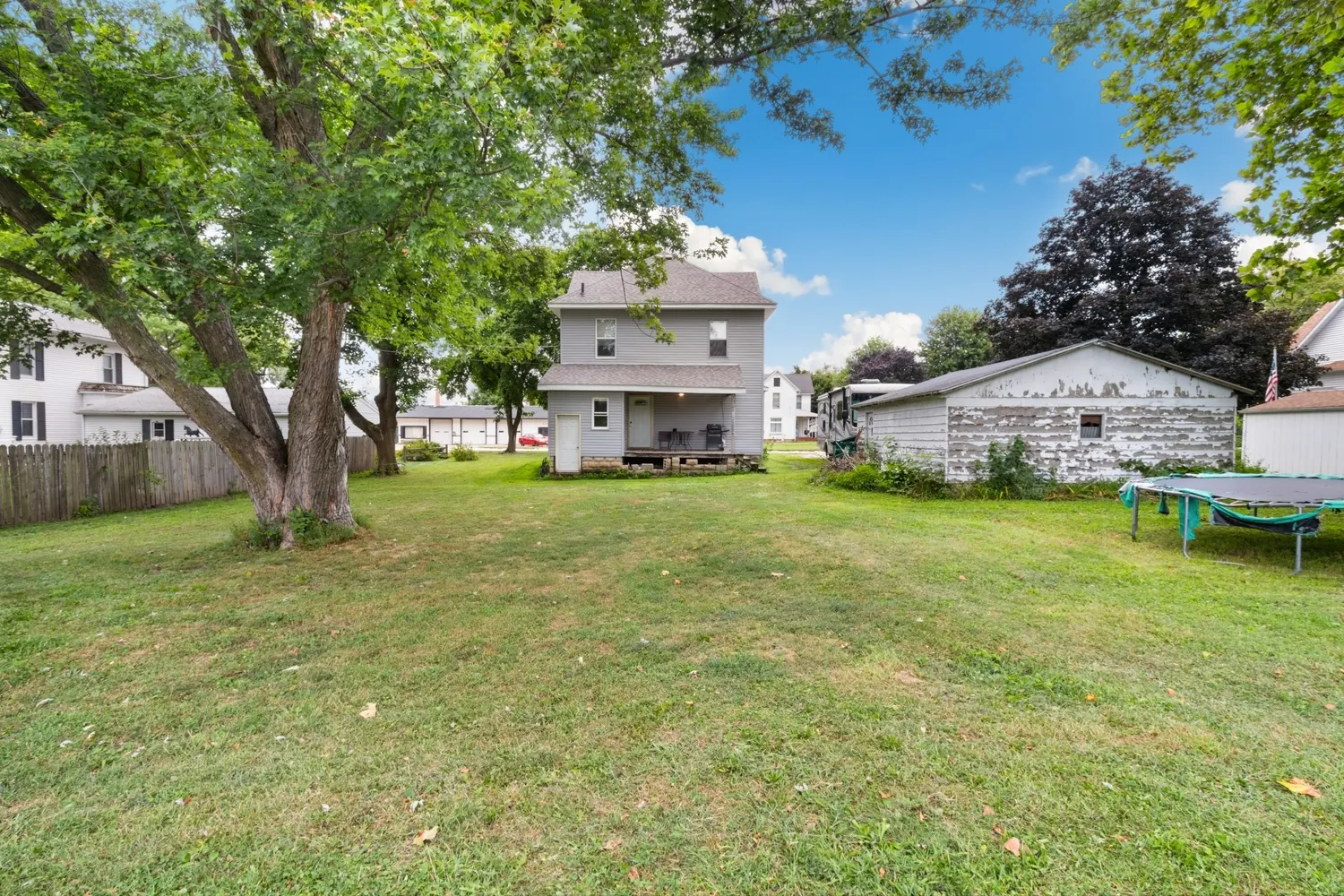 210 N Main Street IL