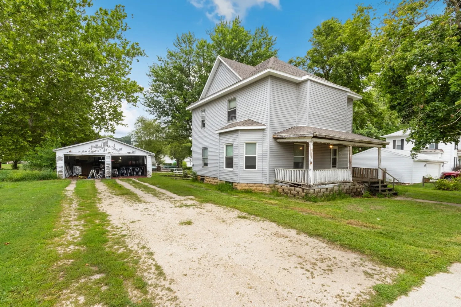 210 N Main Street IL