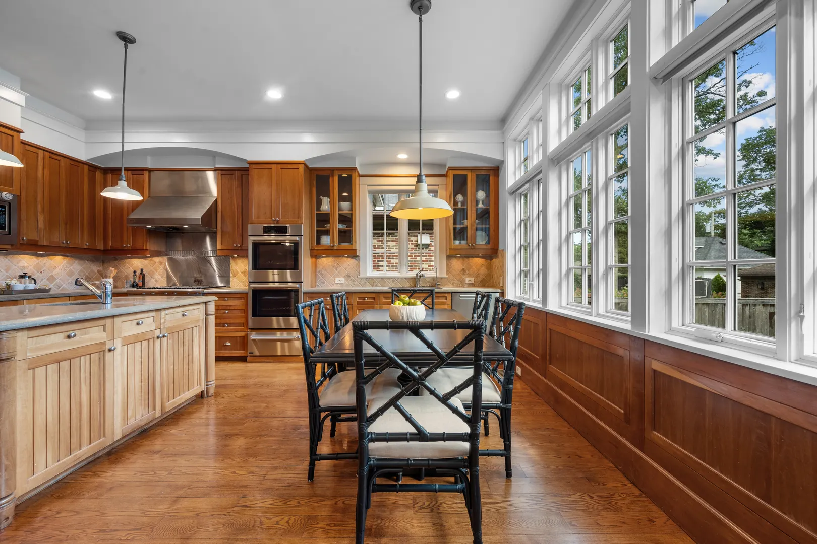 633 Elmwood Avenue IL