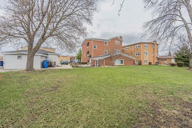 573 Dorothy Drive 2 IL