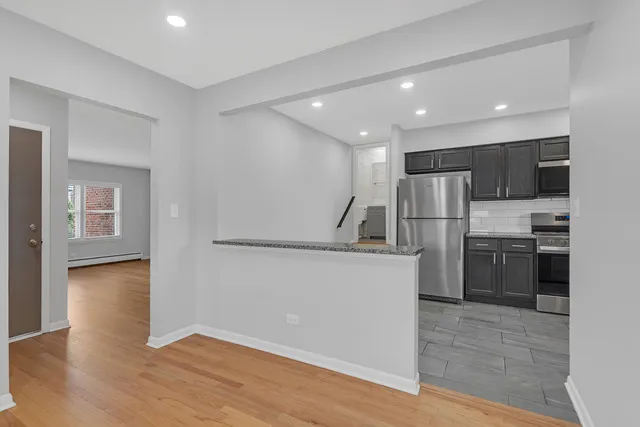 573 Dorothy Drive 2 IL