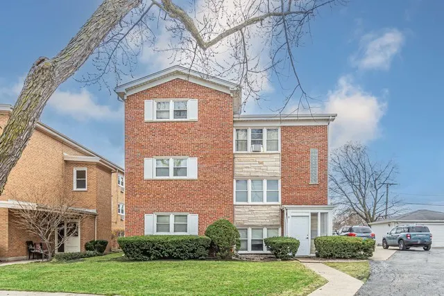 573 Dorothy Drive 2 IL