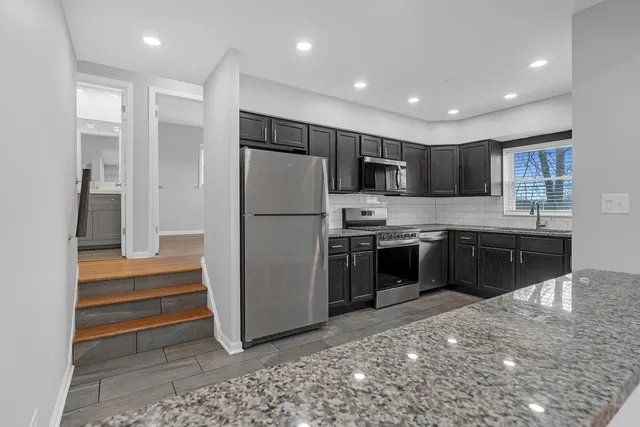 573 Dorothy Drive 2 IL