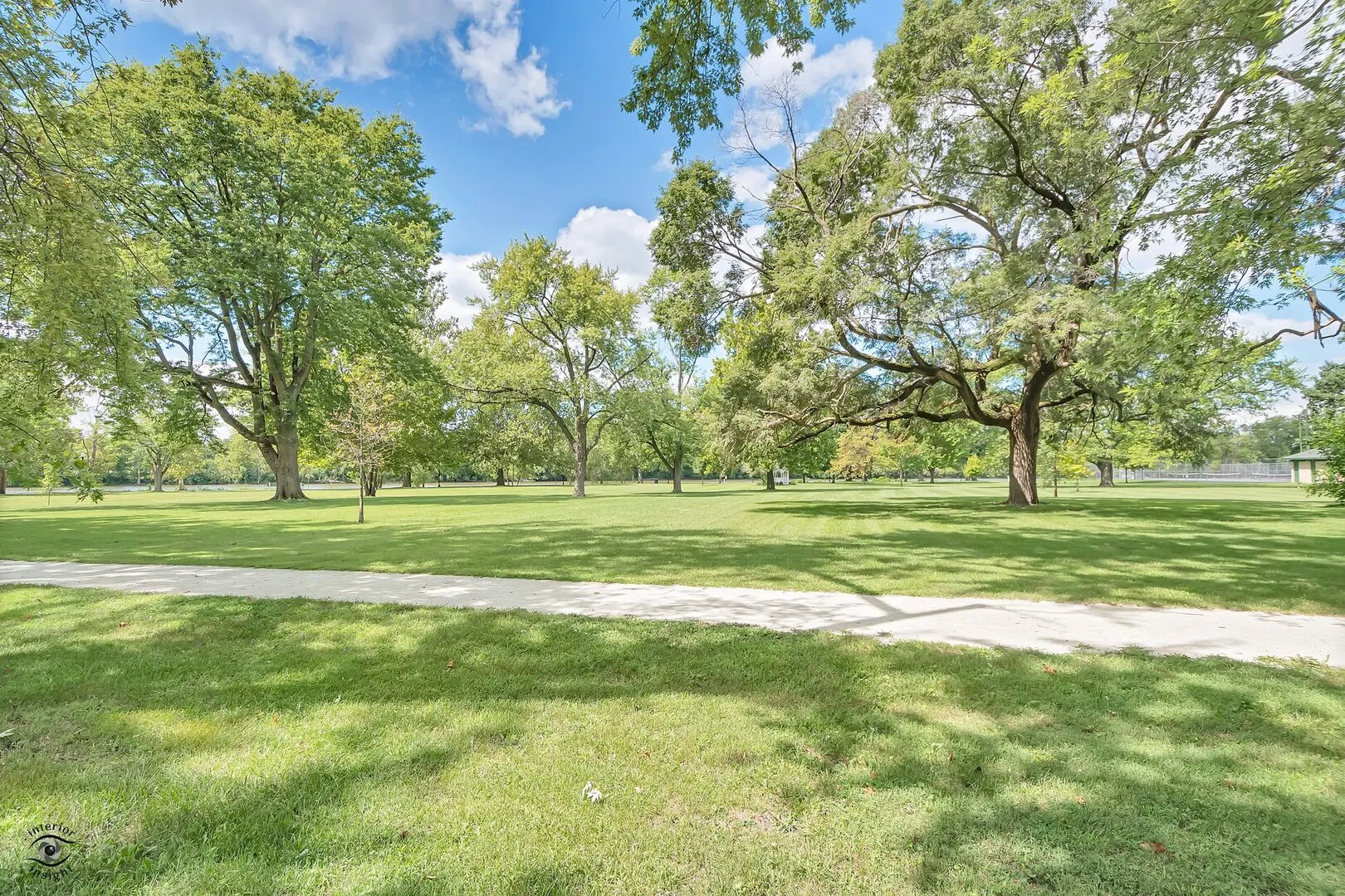 1096 S Wildwood Avenue IL
