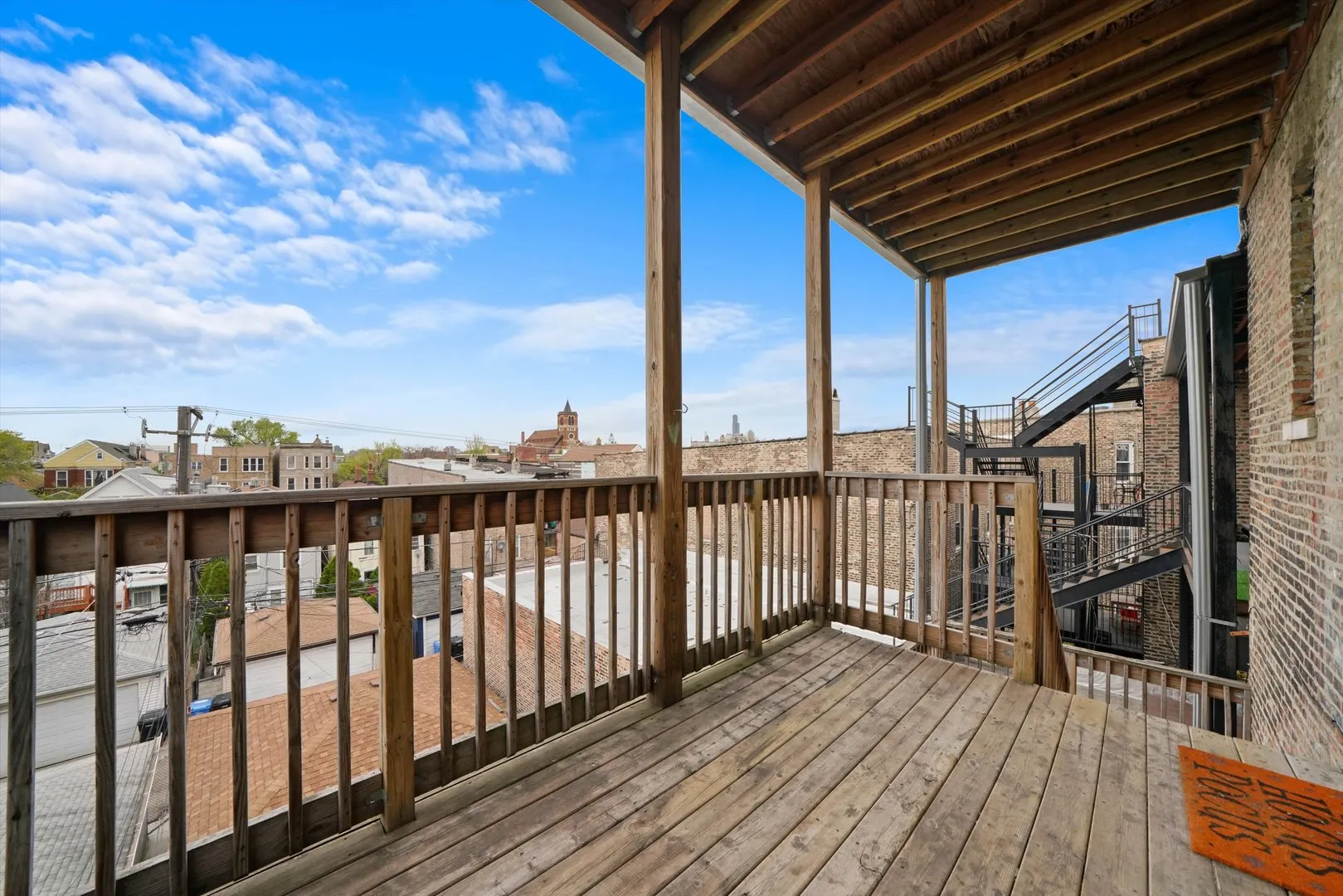 2140 W Cermak Road IL