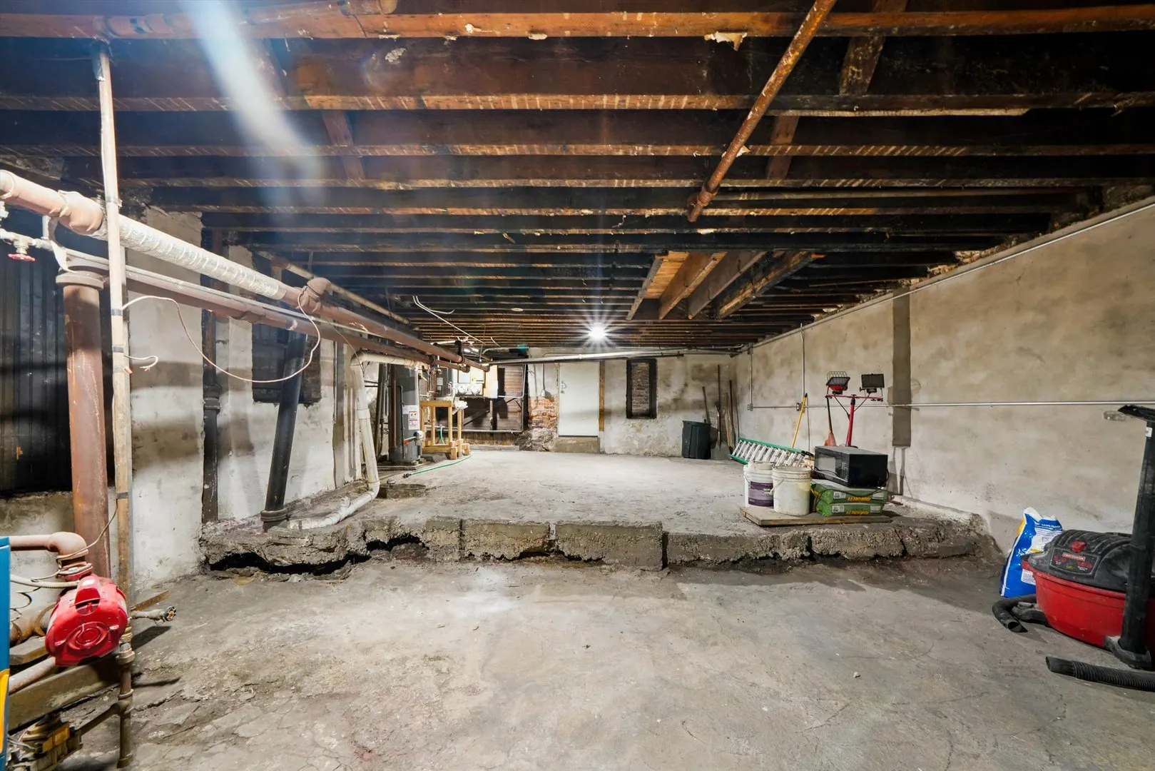 2140 W Cermak Road IL