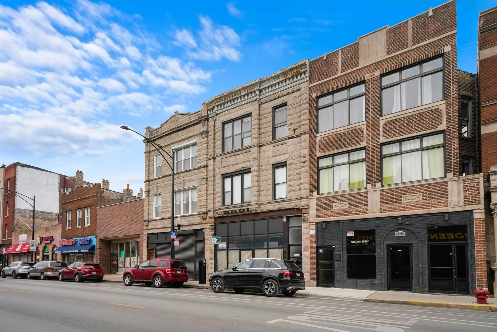 2140 W Cermak Road IL