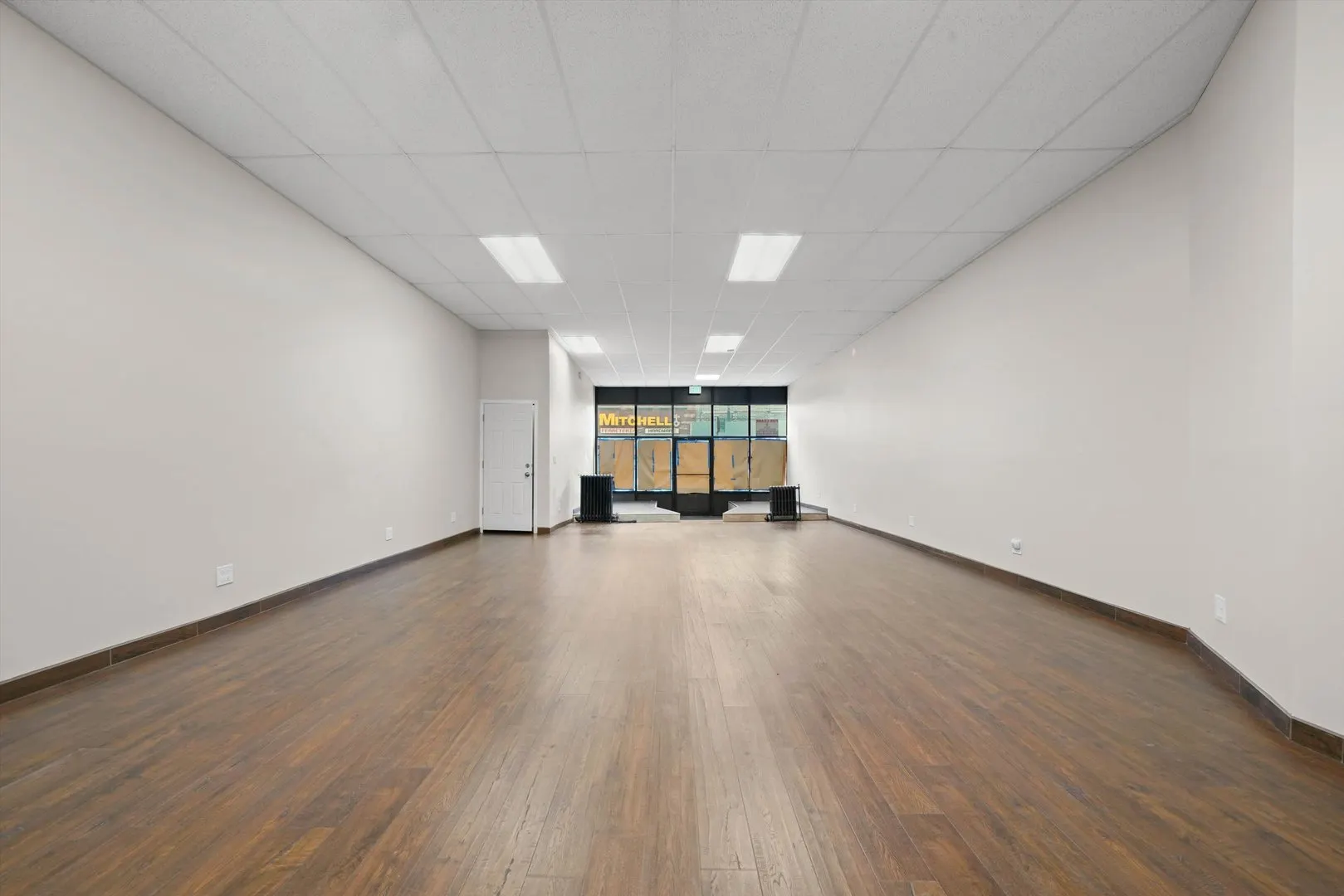 2140 W Cermak Road IL
