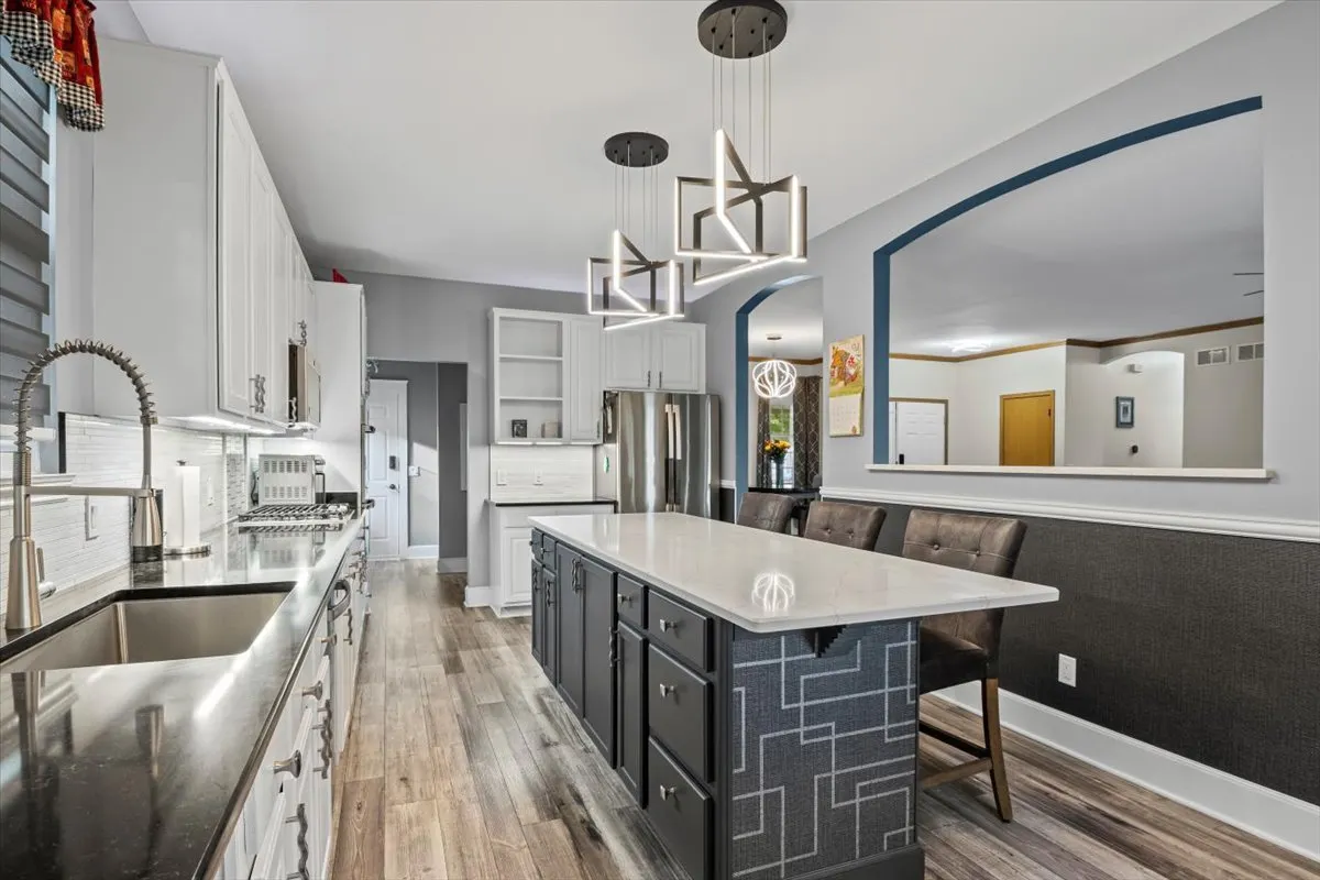 2581 Oak Trails Drive IL