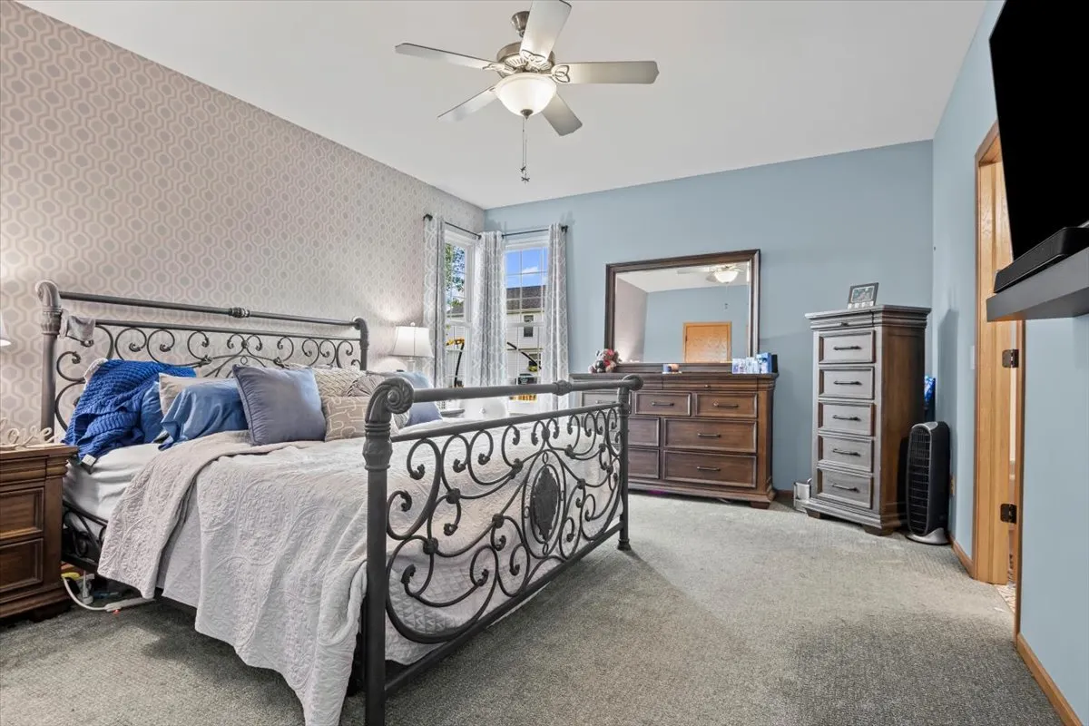 2581 Oak Trails Drive IL