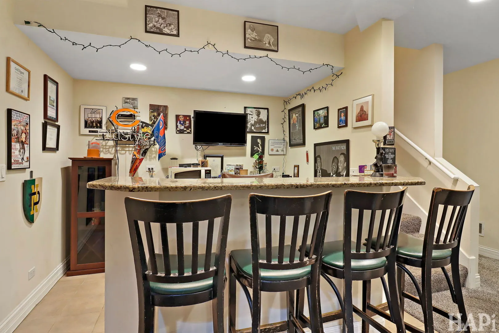 608 Glenwood Lane IL