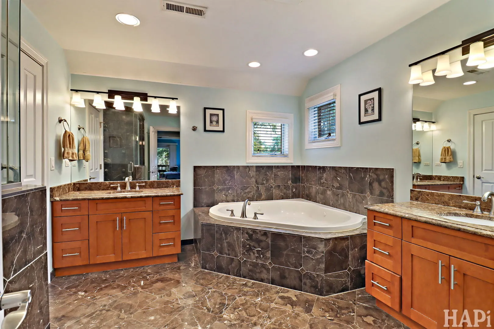 608 Glenwood Lane IL