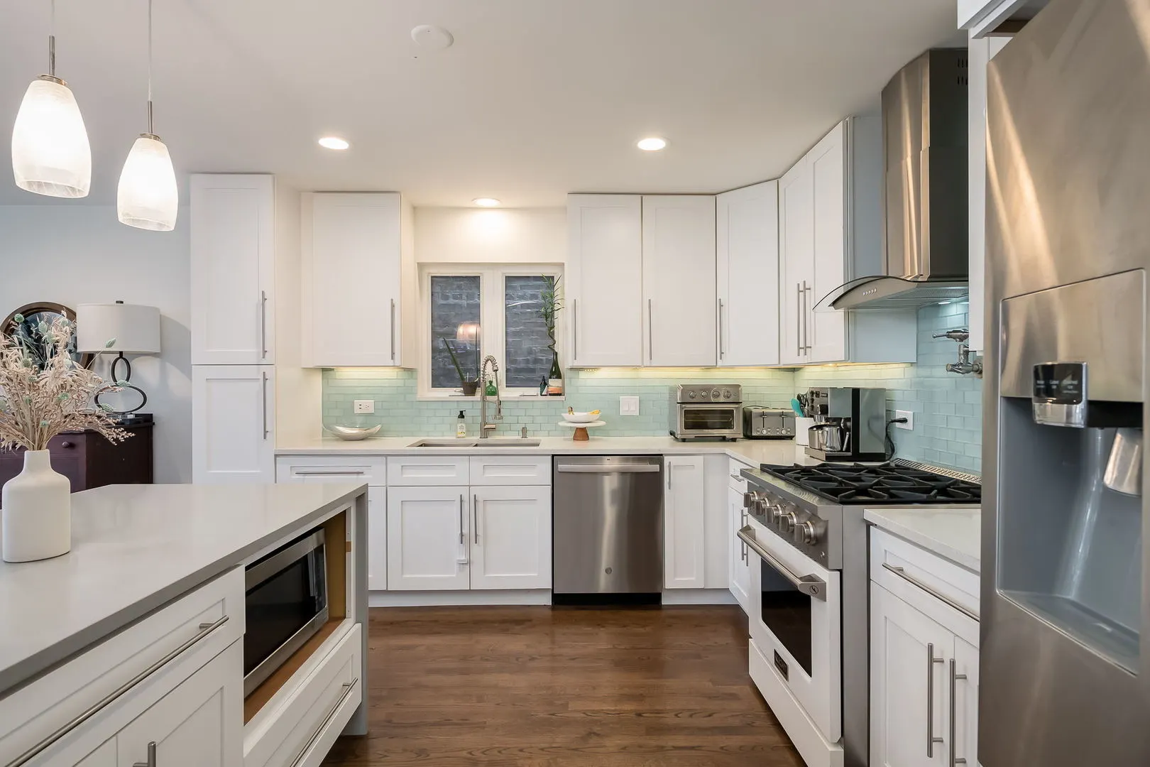 3343 W Potomac Avenue IL