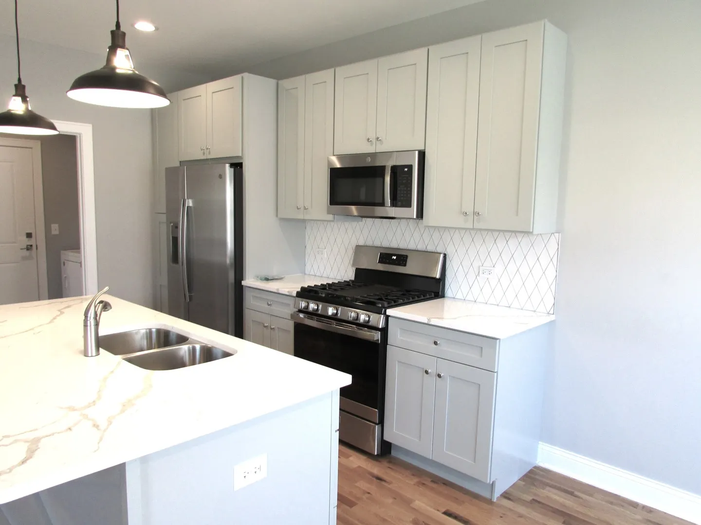 964 PARTRIDGE Circle IL