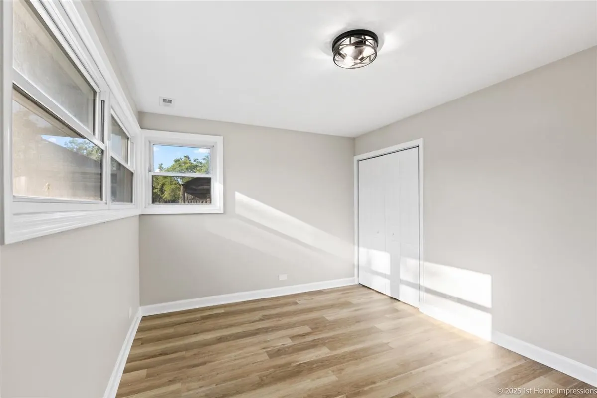 326 Nassau Street IL