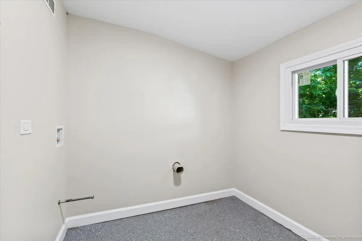 326 Nassau Street IL