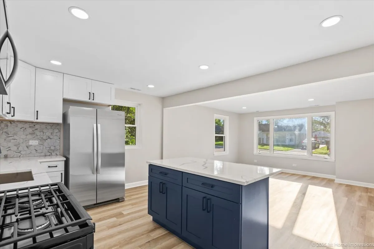 326 Nassau Street IL