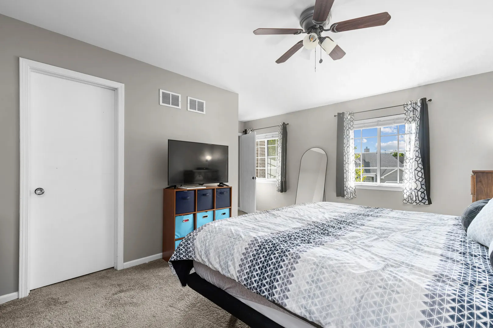 11 Dogwood Court IL