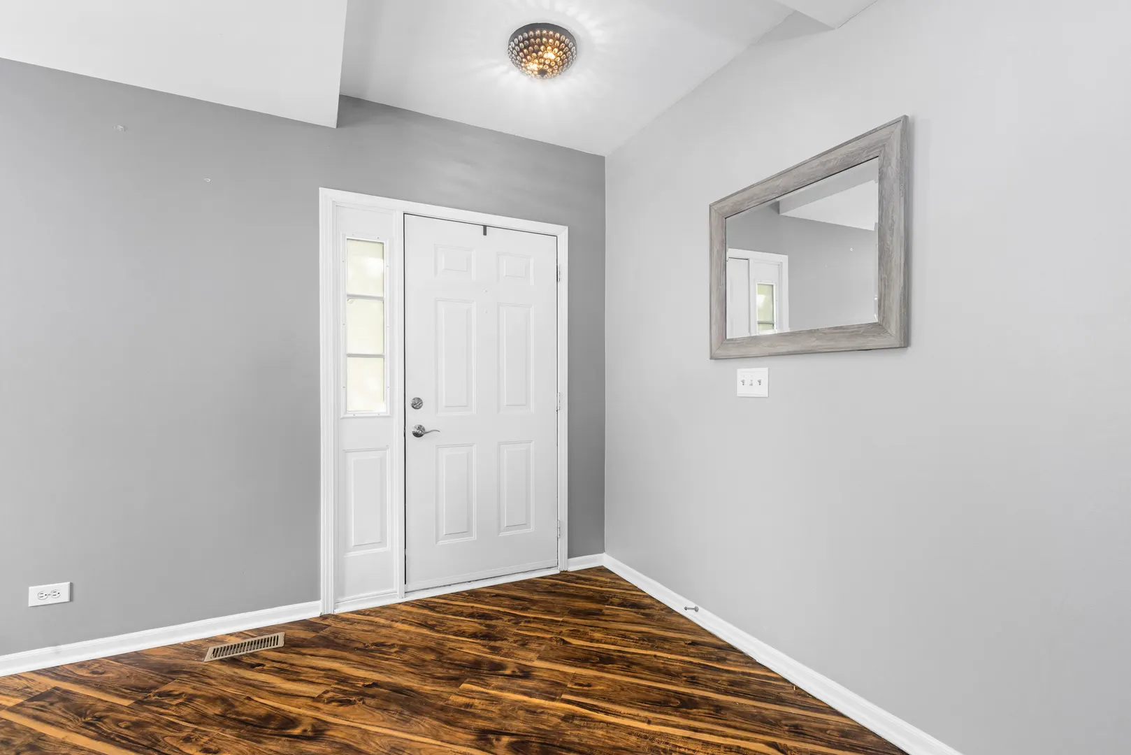 11 Dogwood Court IL