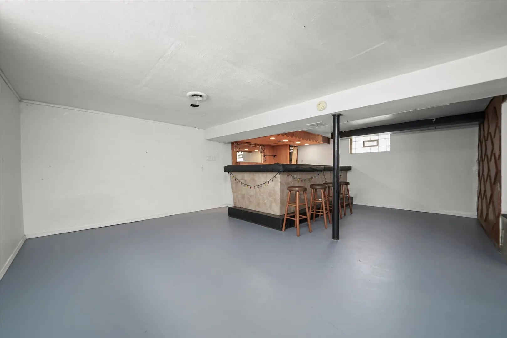 2940 W 83rd Street IL