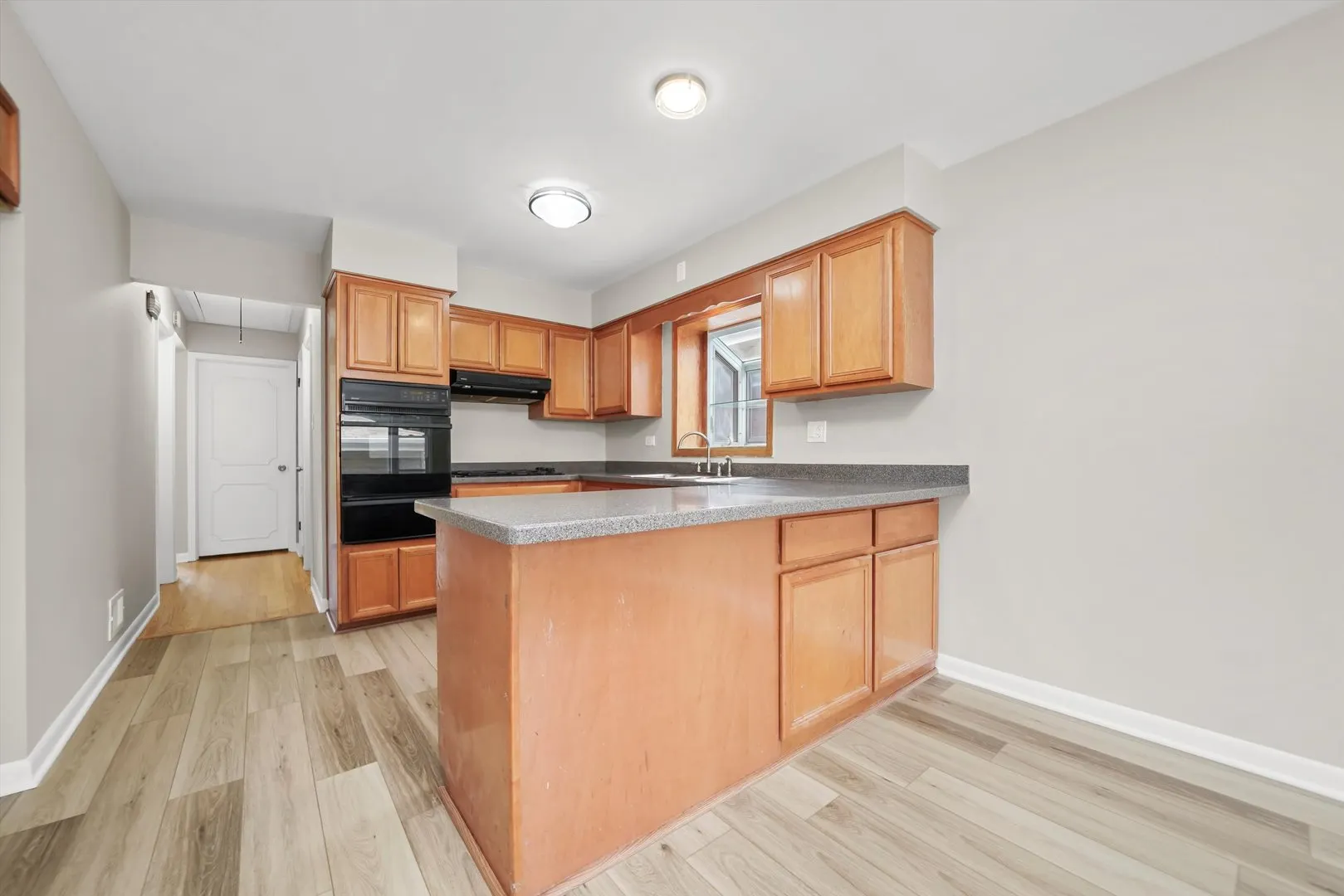 2940 W 83rd Street IL