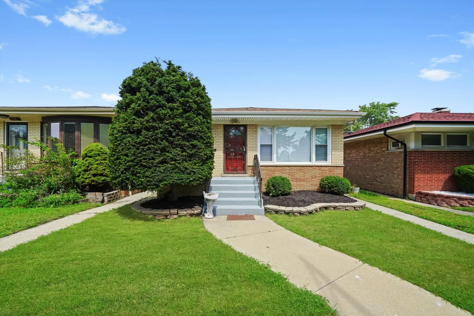 2940 W 83rd Street IL