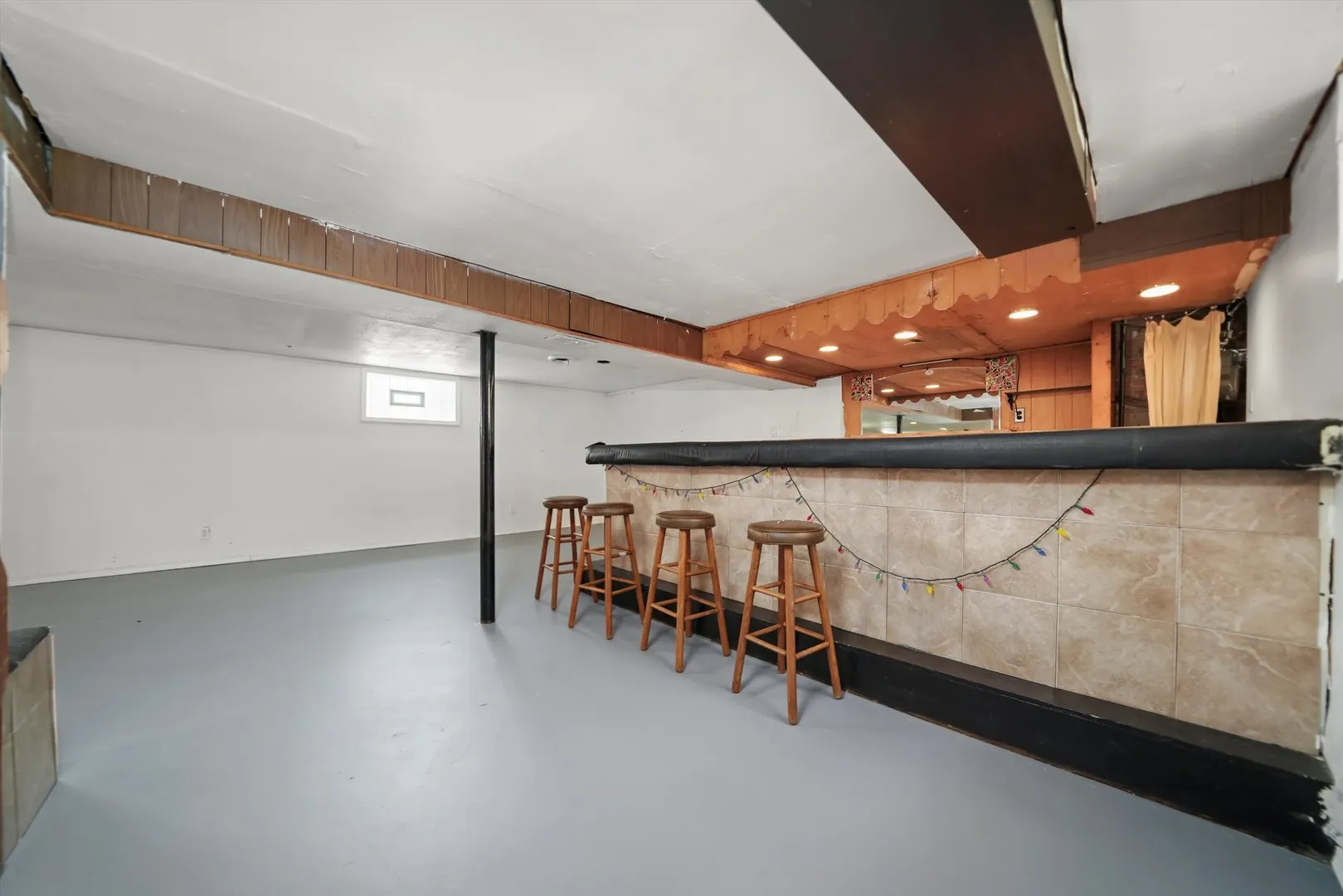 2940 W 83rd Street IL