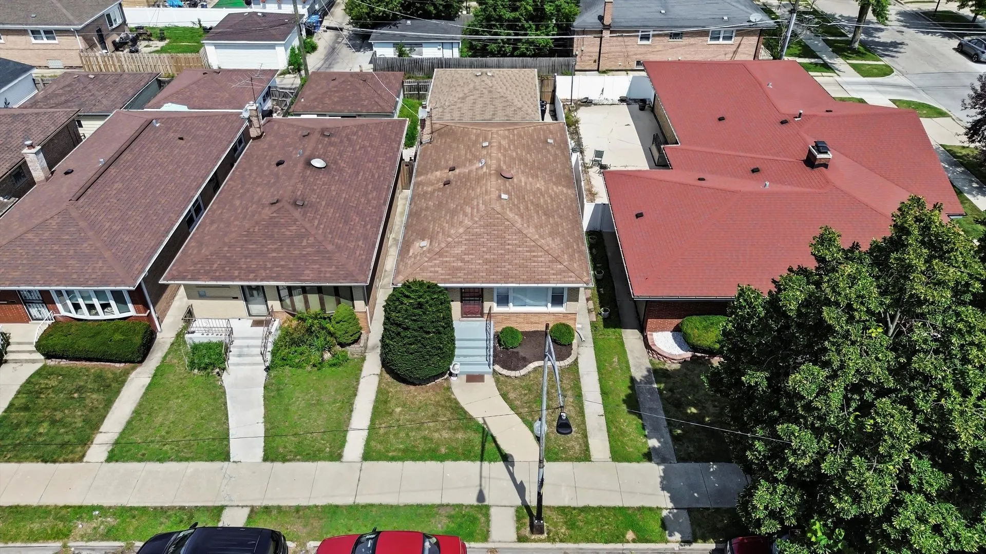 2940 W 83rd Street IL