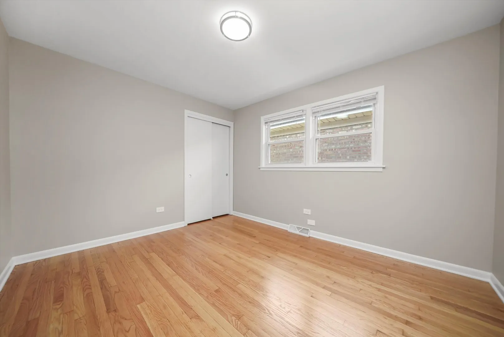 2940 W 83rd Street IL