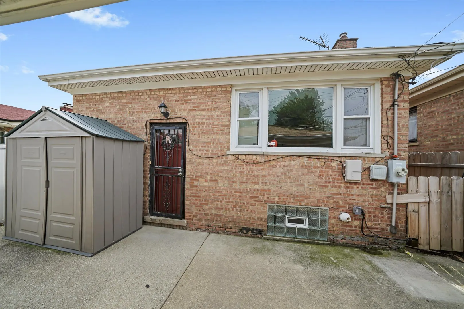 2940 W 83rd Street IL