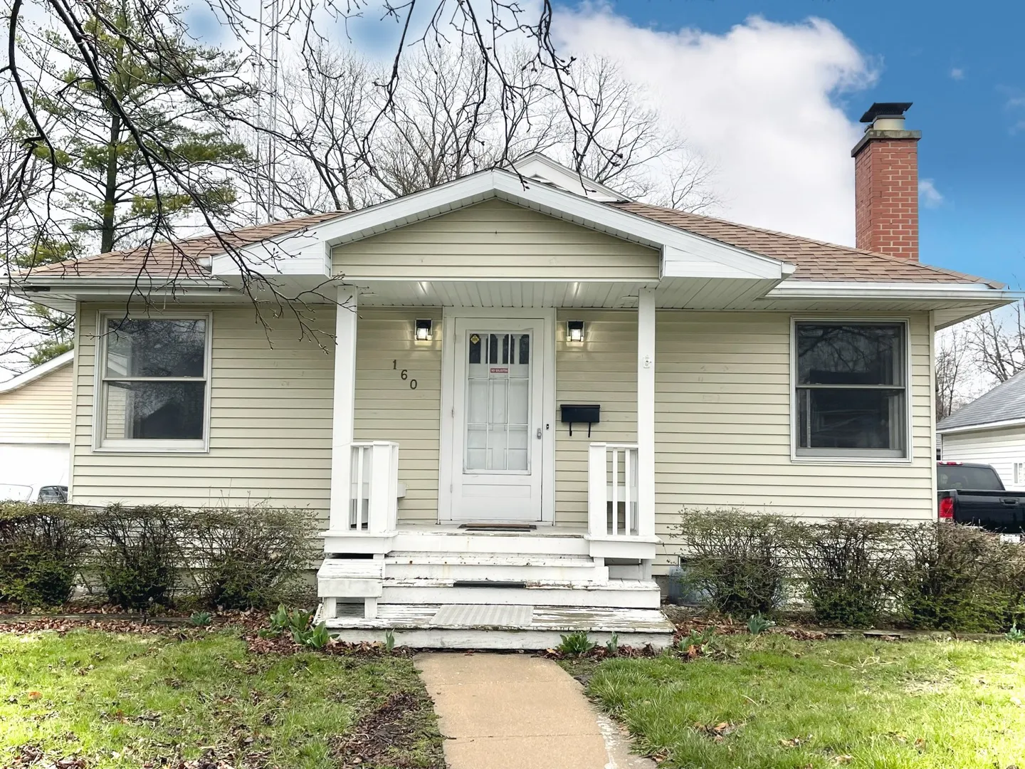 160 N Cross Street IL
