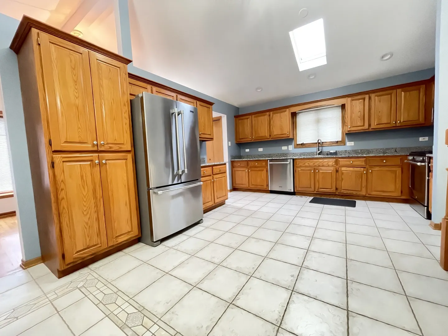 7051 W 64th Place IL