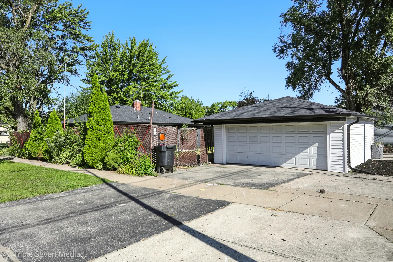 8053 Newland Avenue IL