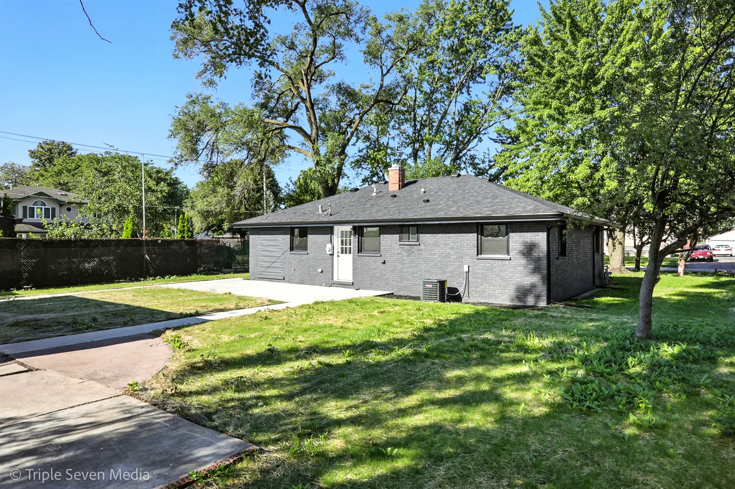 8053 Newland Avenue IL