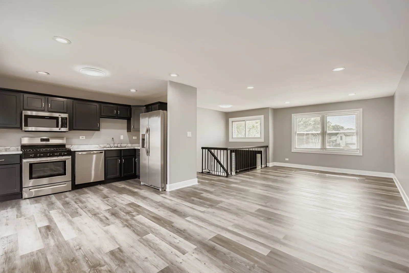 5611 Allemong Drive IL