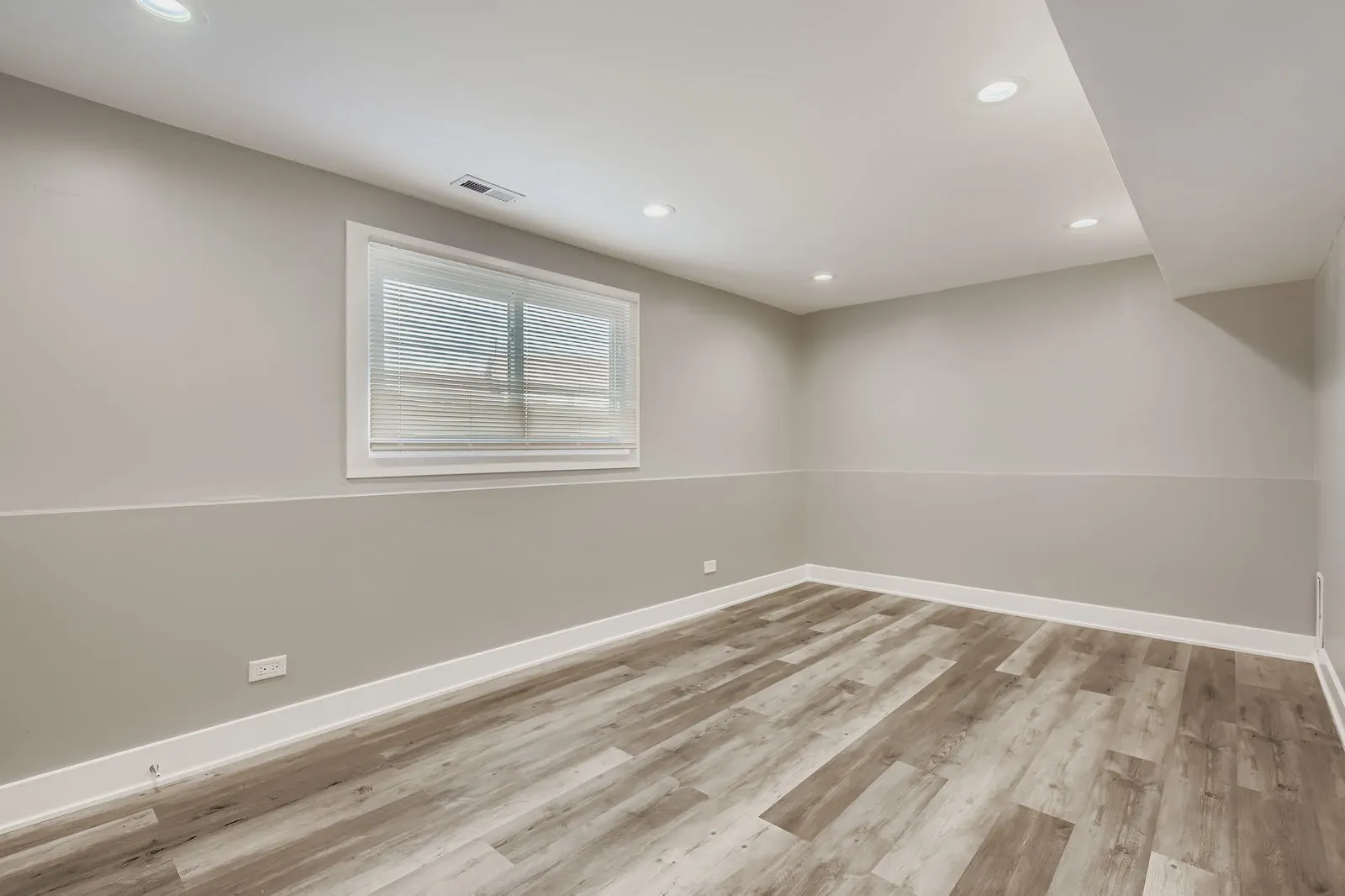 5611 Allemong Drive IL