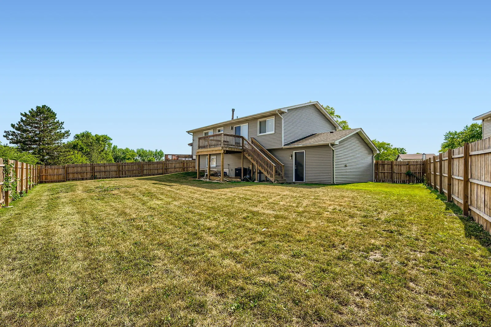 5611 Allemong Drive IL