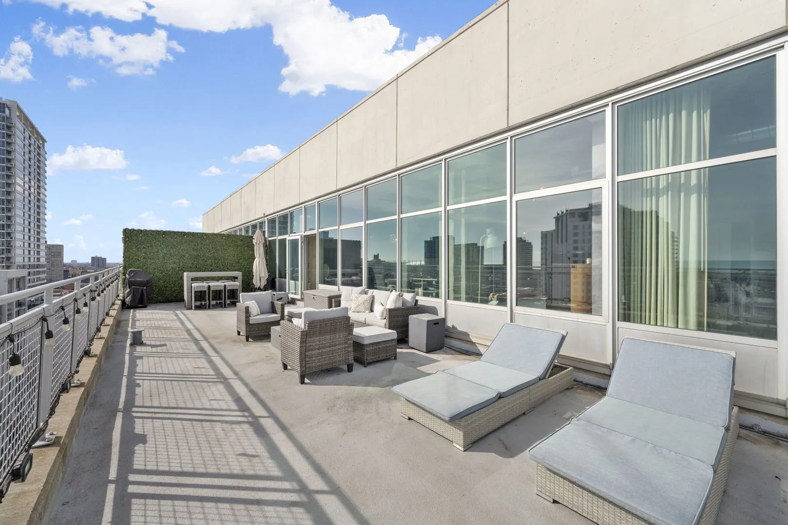 50 E 16th Street 1405 IL