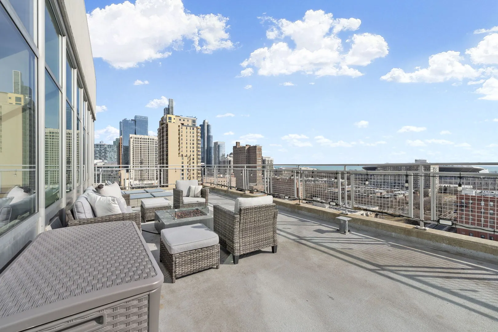 50 E 16th Street 1405 IL