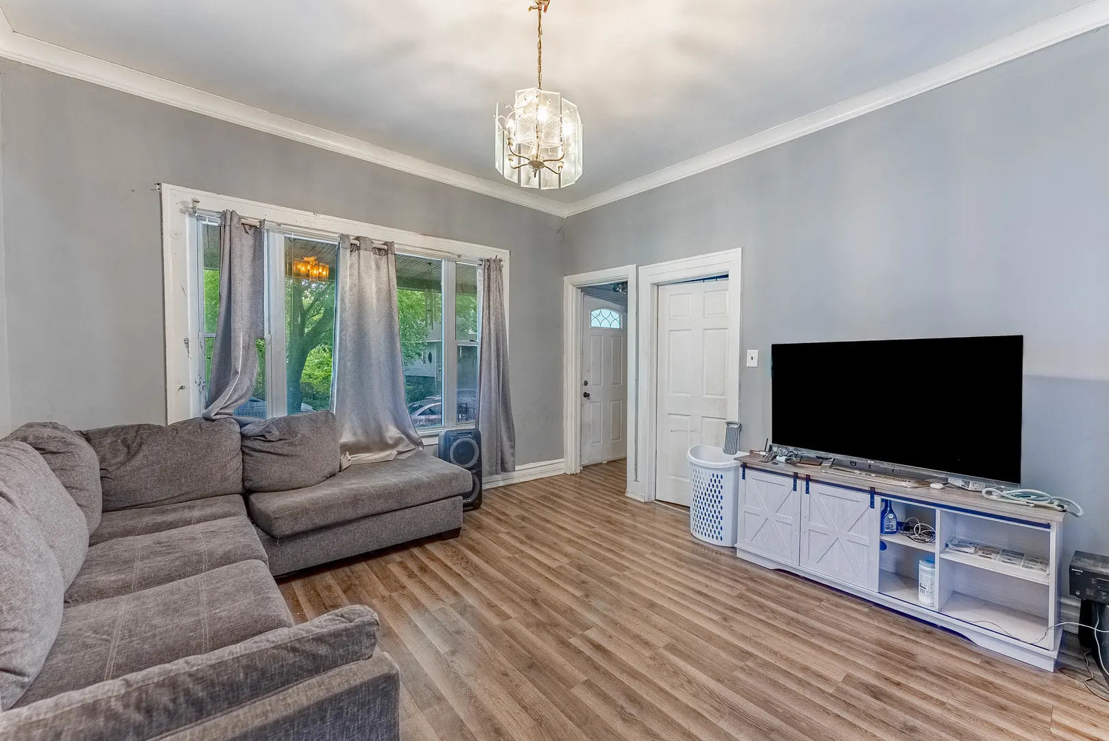 244 W 117th Street IL