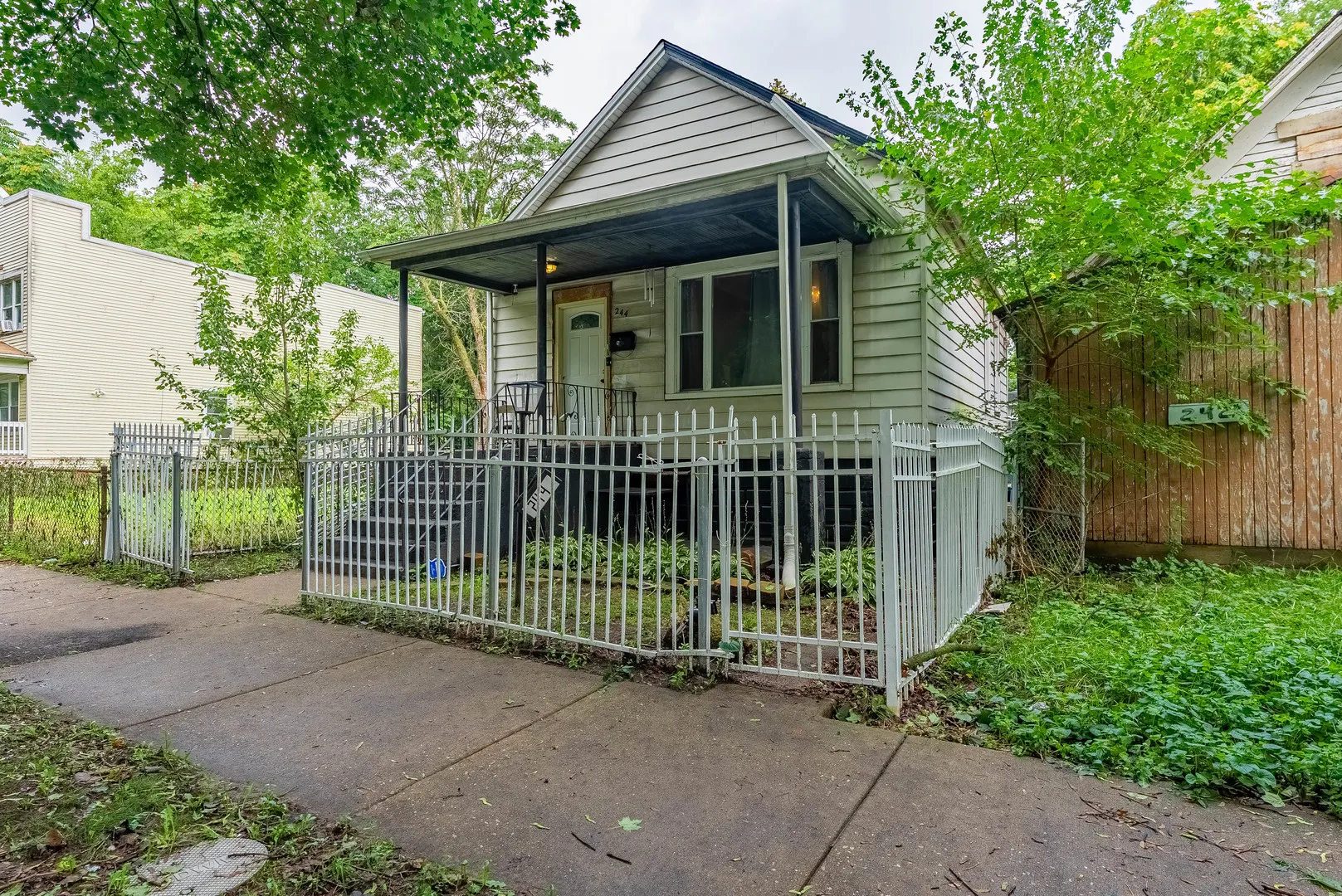 244 W 117th Street IL